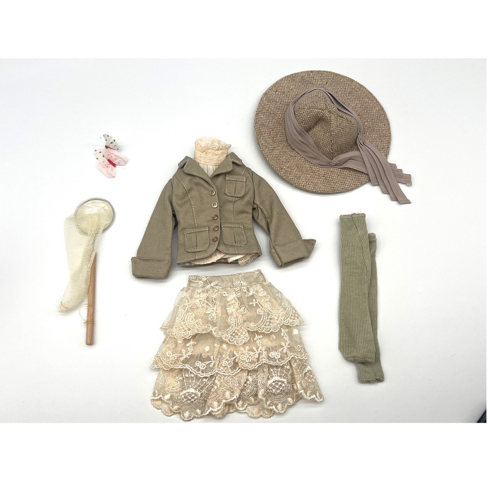 Tonner 16" Wilde Imagination "Endangered Species" Outfit Only